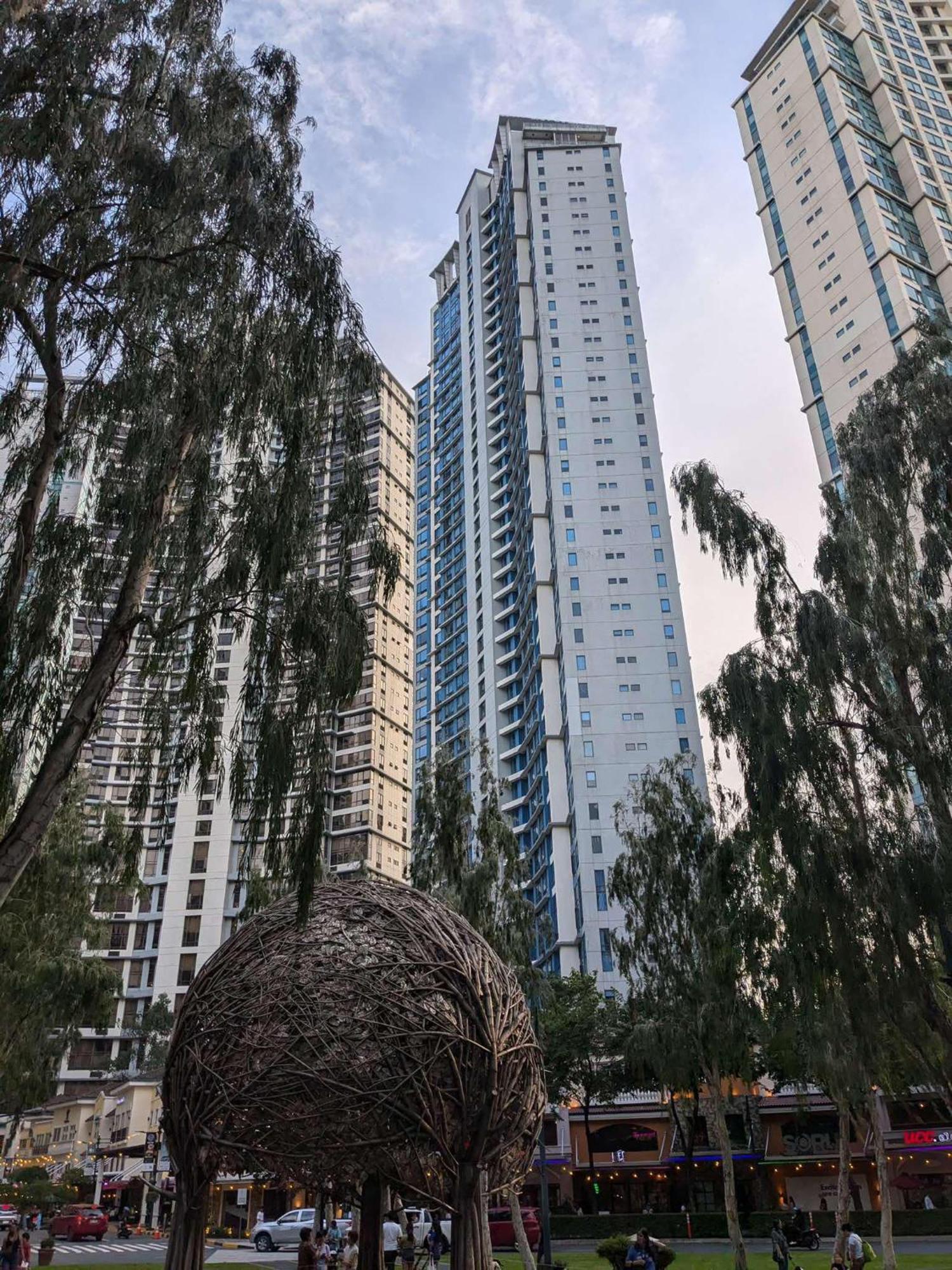 Bellagio One Bedrroom Bgc Burgos Circle By Christine Suites Ph Taguig Ngoại thất bức ảnh